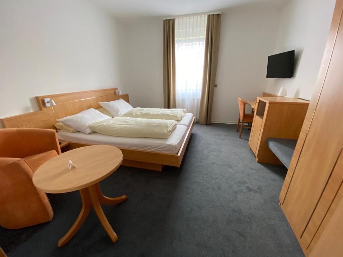 Hotel Am Schloss Darmstaedter Hof Bad Homburg vor der Hoehe Luaran gambar