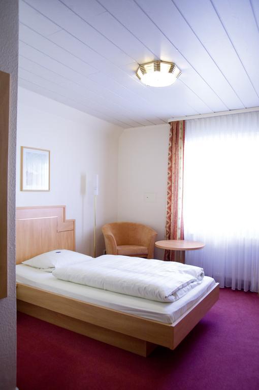 Hotel Am Schloss Darmstaedter Hof Bad Homburg vor der Hoehe Bilik gambar
