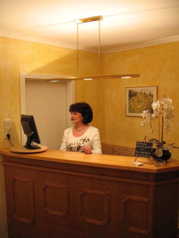 Hotel Am Schloss Darmstaedter Hof Bad Homburg vor der Hoehe Luaran gambar
